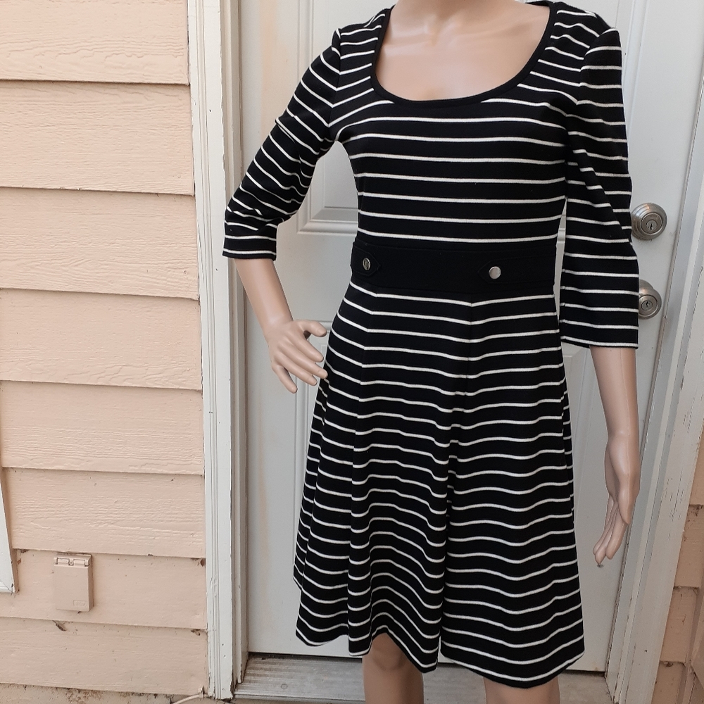 White House Black Market black and white dress